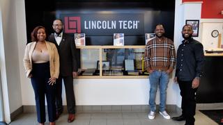 Learn how 91ɫ Tech has become a family affair for Shana Williford-Johnson, her two brothers and her husband.